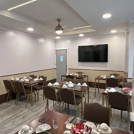 Tudor Rose Hotel-2
